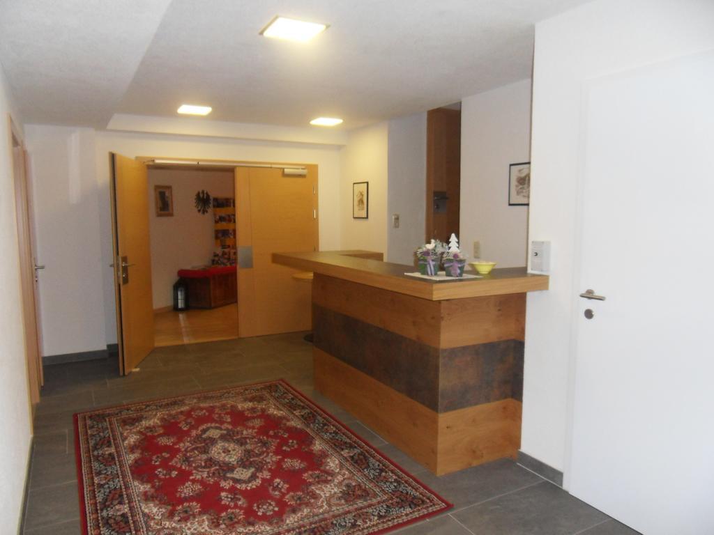 Haus Erhart Appartement Ladis Buitenkant foto