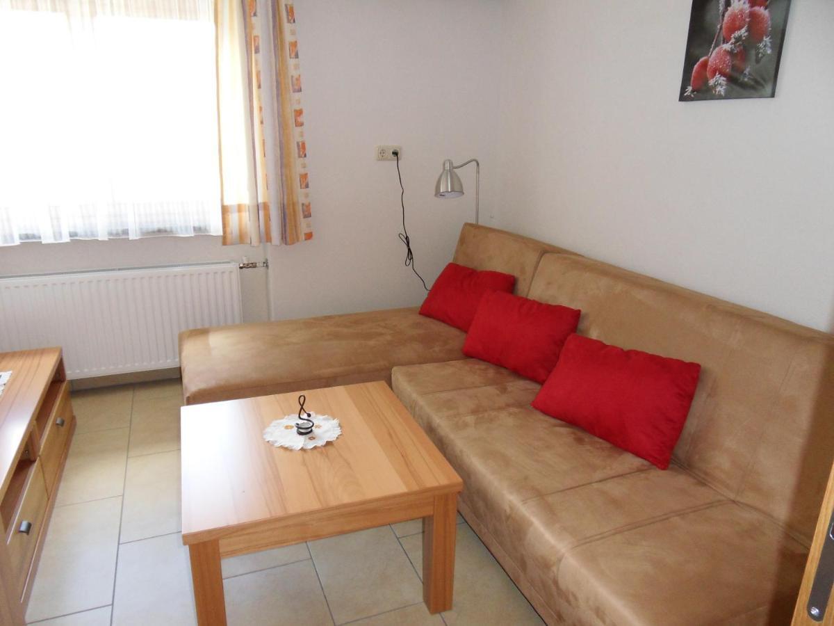 Haus Erhart Appartement Ladis Kamer foto